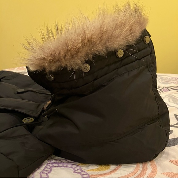 Pajar Down Bomber Jacket Fur Hood Cropped Black Luxury Canada RARE Women's Small - Picture 5 of 16